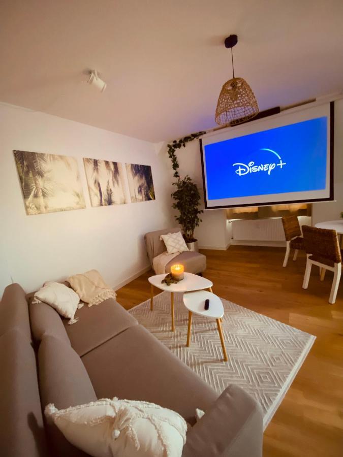 Home Cinema - Balcony - Wi-Fi & Streams Μαγδεβούργο Εξωτερικό φωτογραφία